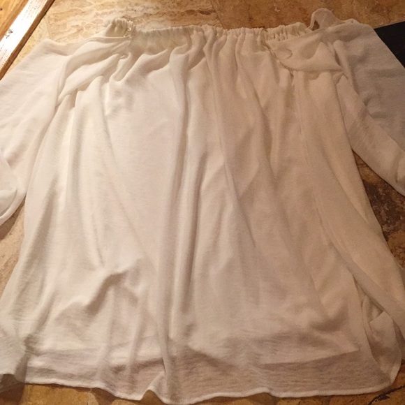 Love Culture off the shoulder ivory dress/ tunic - Picture 1 of 2